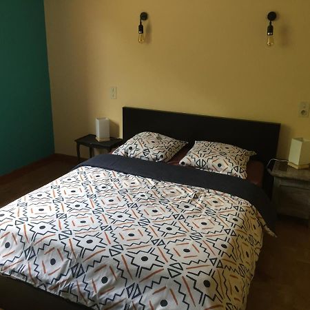 Agreable Chambre Chez Stanislas Cordes-sur-Ciel Exterior foto